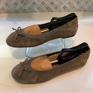 Vionic Matira Womens Size 8.5 Shoes Taupe Suede Bow Slip on Comfort Ballet Flats